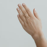 Elegance Oval Ring